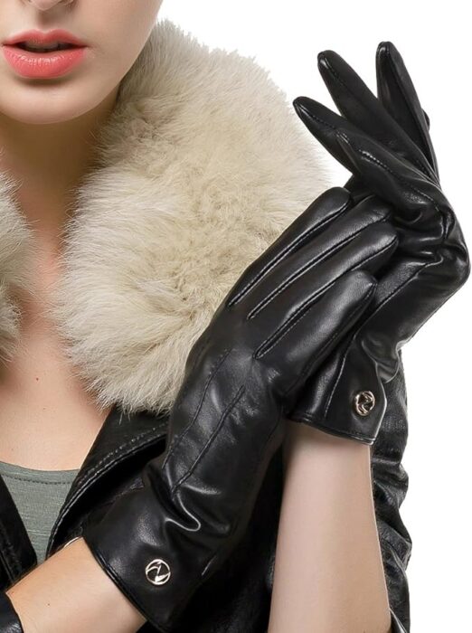 Leather Gloves For Women: Upgrade Your Wardrobe with Style In 2024